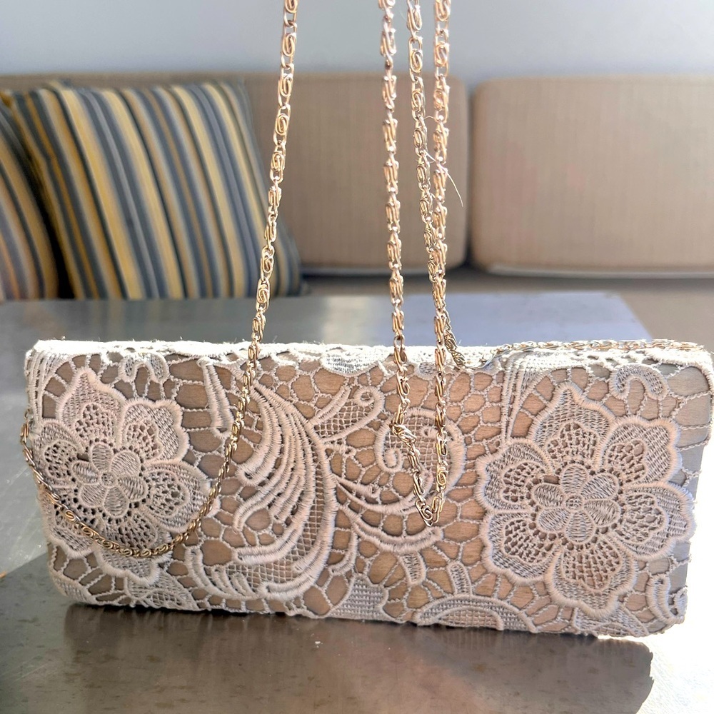 Silver-grey fabric Clutch with white Lace
